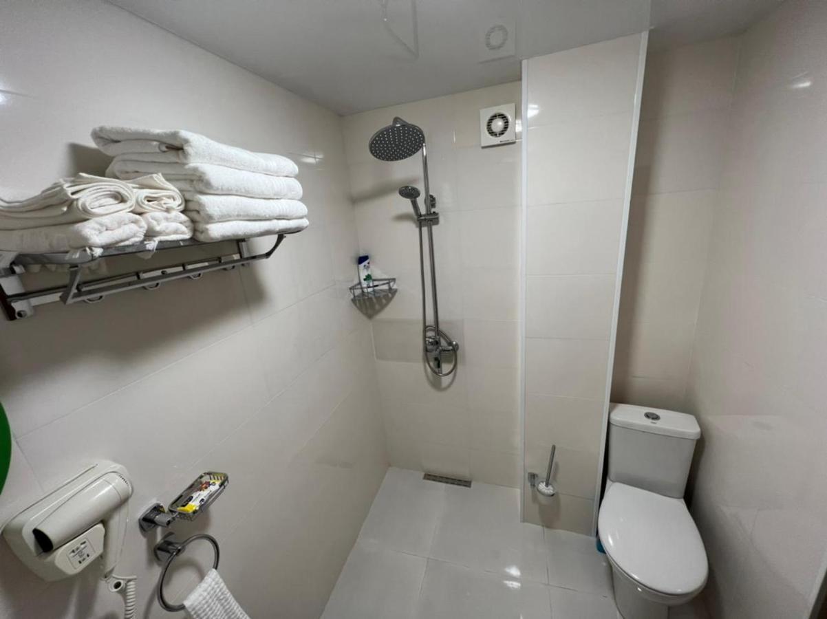 Pekini Street Apartment Tbilisi Eksteriør bilde